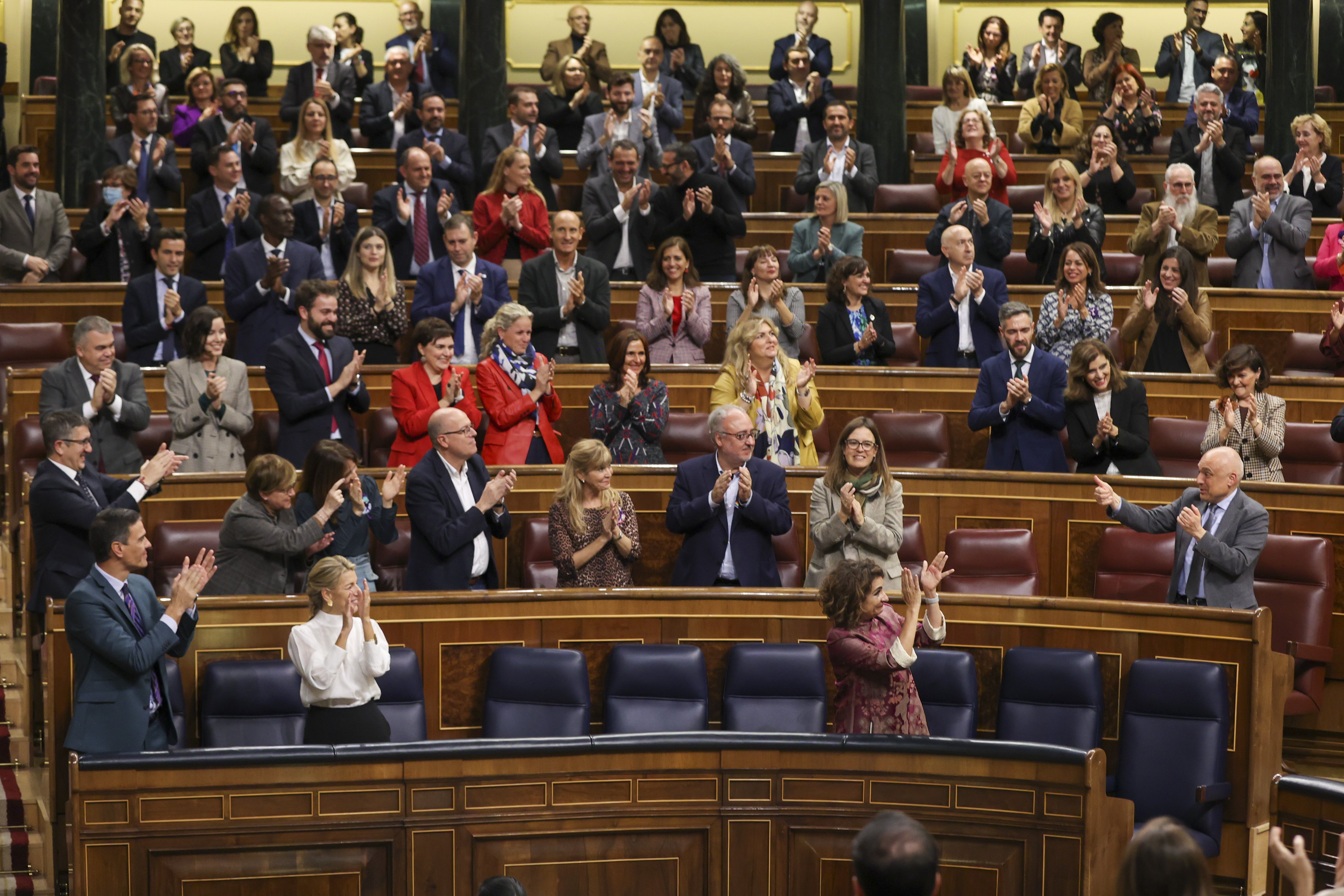 Pedro Sánchez salva de nuevo los presupuestos con ERC, PNV y Bildu