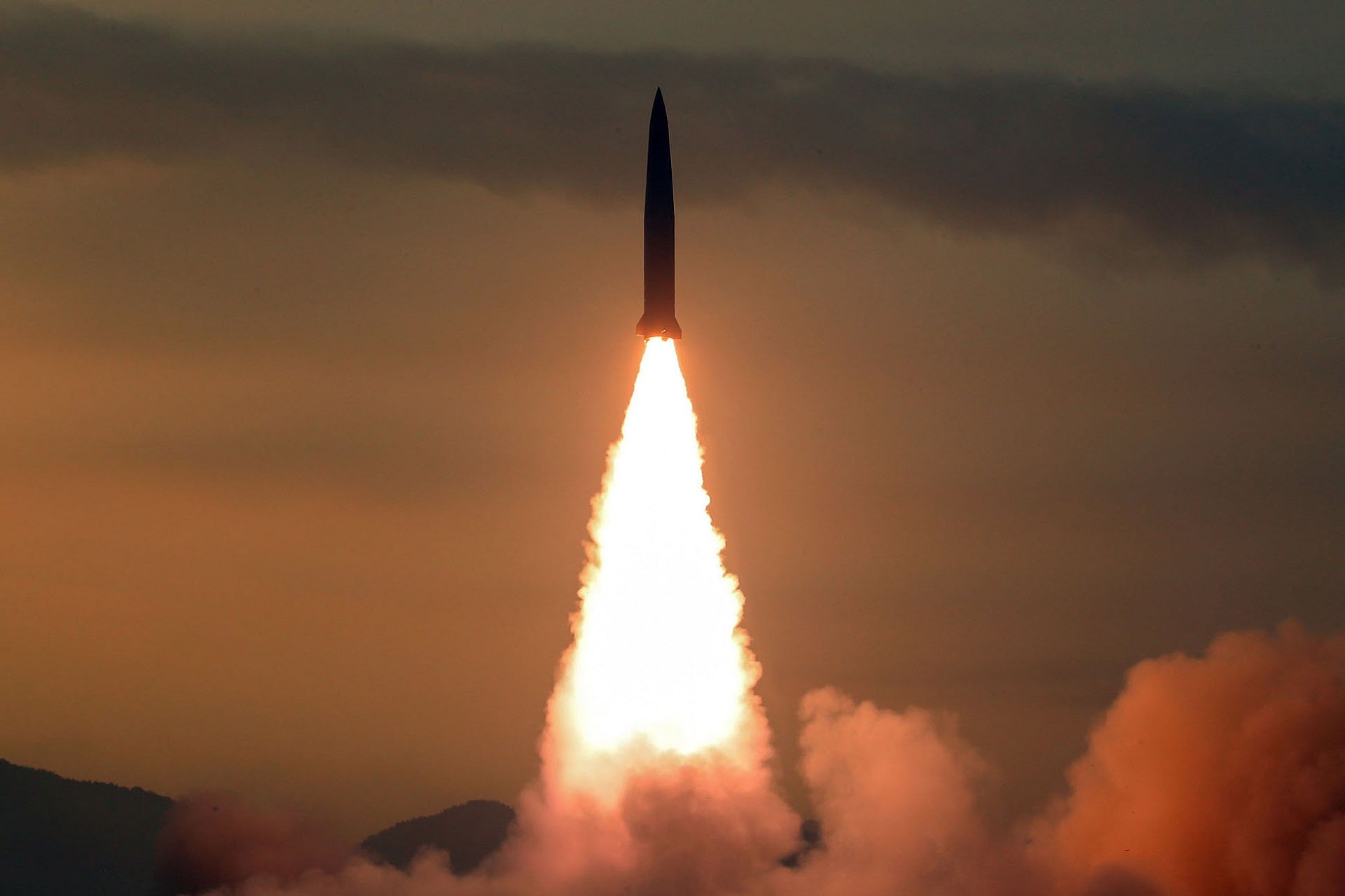 Noruega rebaja su alerta sobre el despliegue de barcos rusos con armas nucleares