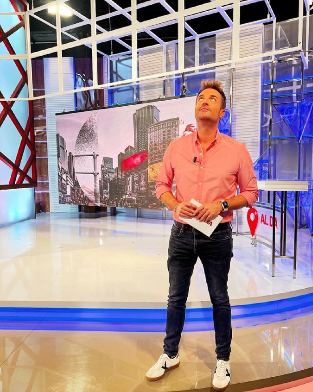 Miquel Valls Cuatro Al Día Miquel Valls Cuatro Al Día