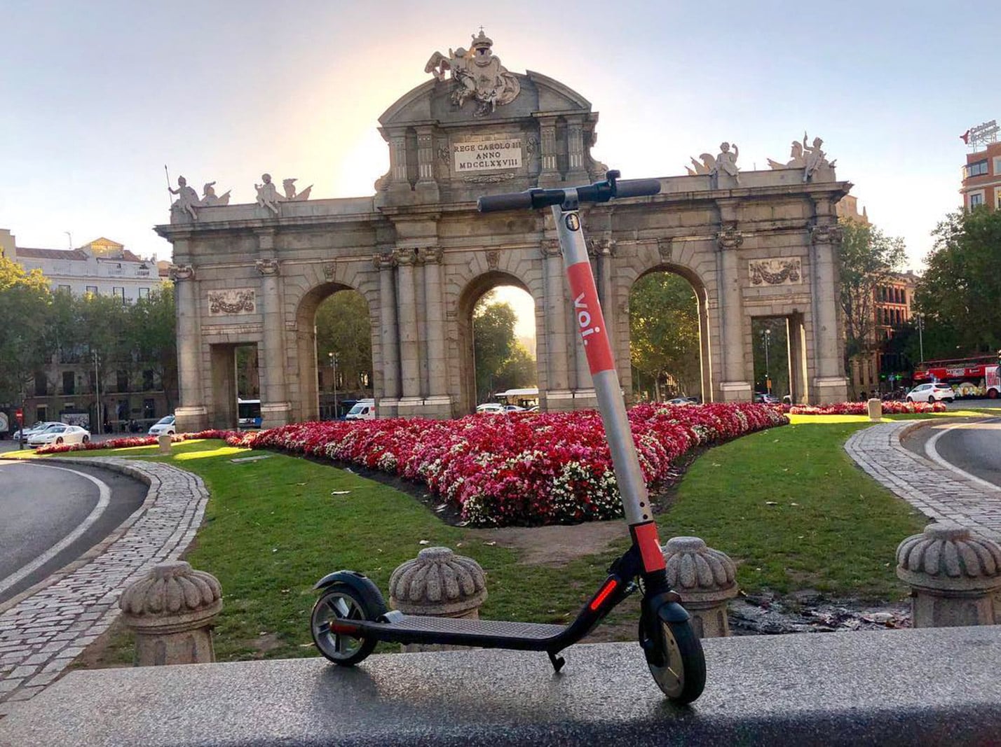 Voi controlará si se usan sus patinetes de alquiler para ir por las aceras