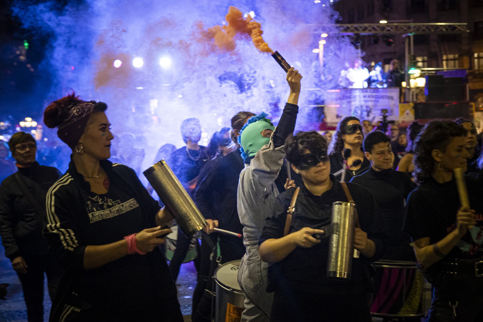 La manifestación del 25-N Día internacional contra las violencias machistas en Barcelona, ​​en imágenes