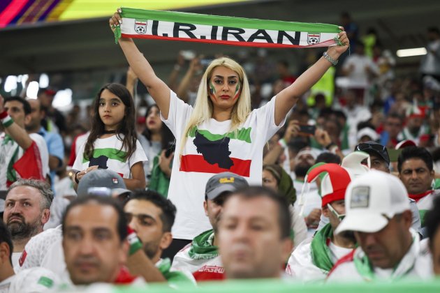 Aficionat l'Iran bufanda Mundial Qatar 2022 / Foto: EFE