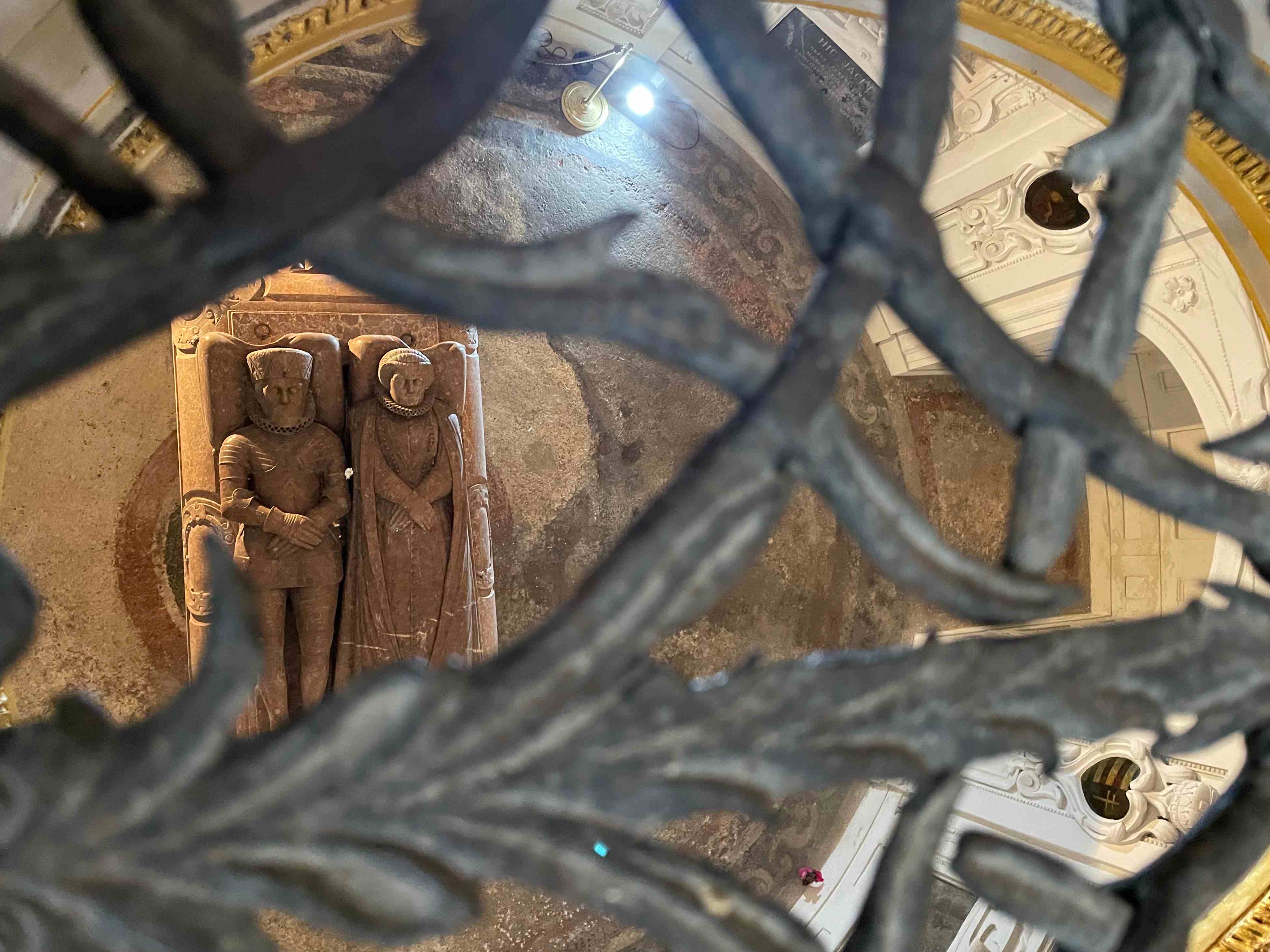 Cripta al Mausoleu de Ferran II a Graz, Àustria