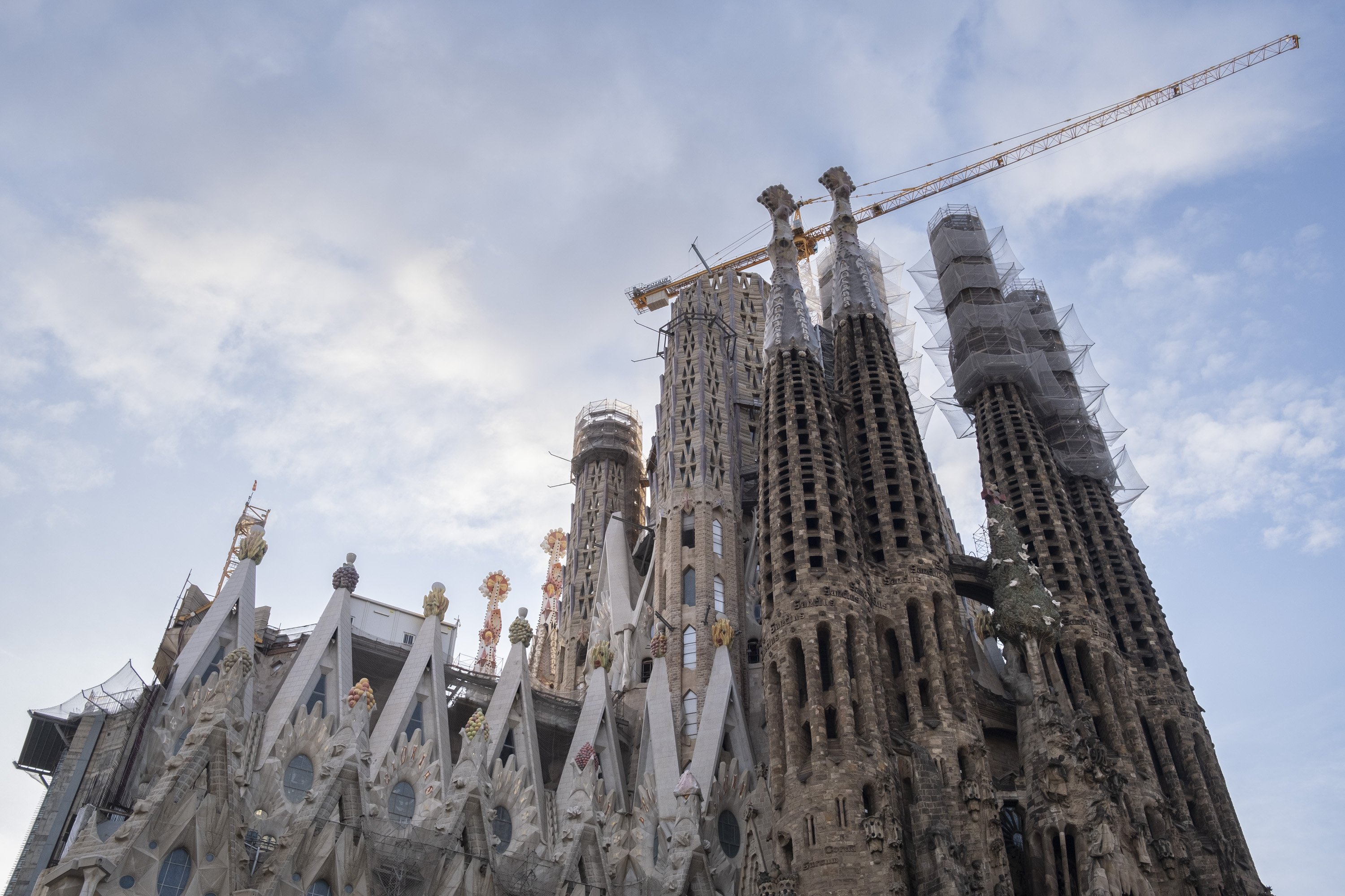 ¿Por qué en la Sagrada Familia hay torres dedicadas a apóstoles 'suplentes'?