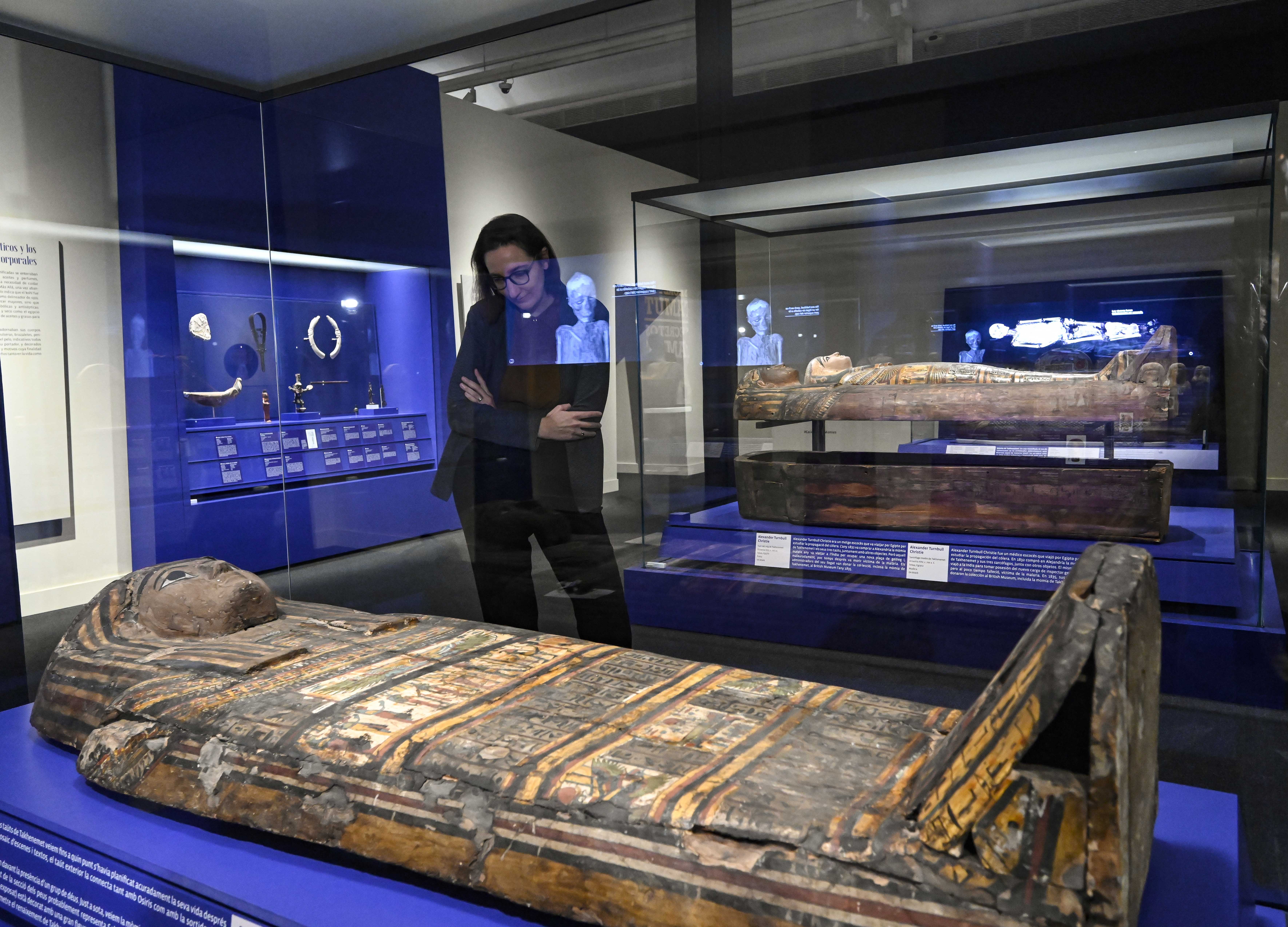 Sis mòmies al CaixaForum Barcelona revelen com es vivia a l'Egipte de fa vint segles