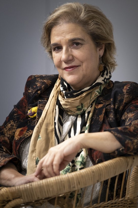 Entrevista Pilar Rahola a la llibreria Ona, escriptora vertical / Foto: Carlos Baglietto Entrevista Pilar Rahola a la llibreria Ona, escriptora vertical / Foto: Carlos Baglietto
