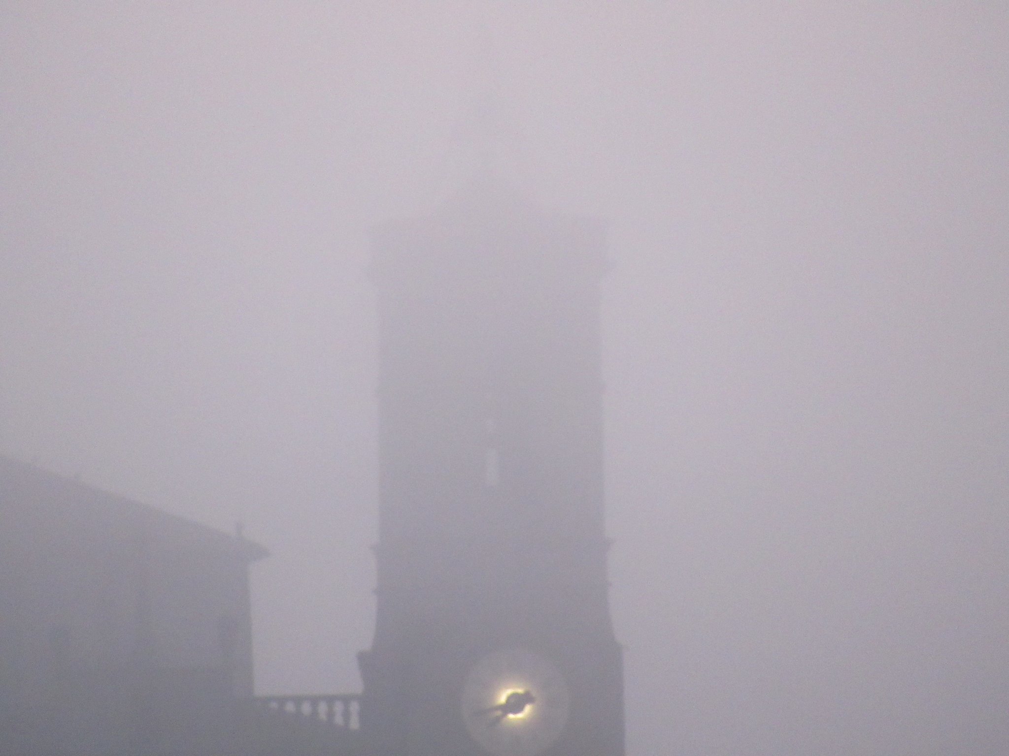 Atizona en Olot Foto @manelsersol Atizona en Olot Foto @manelsersol