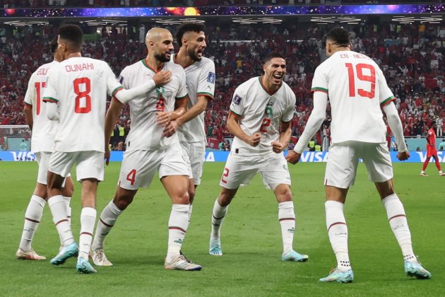 A Nesyri Achraf Hakimi Ounahi Marruecos celebren gol Mundial Qatar / Foto: EFE