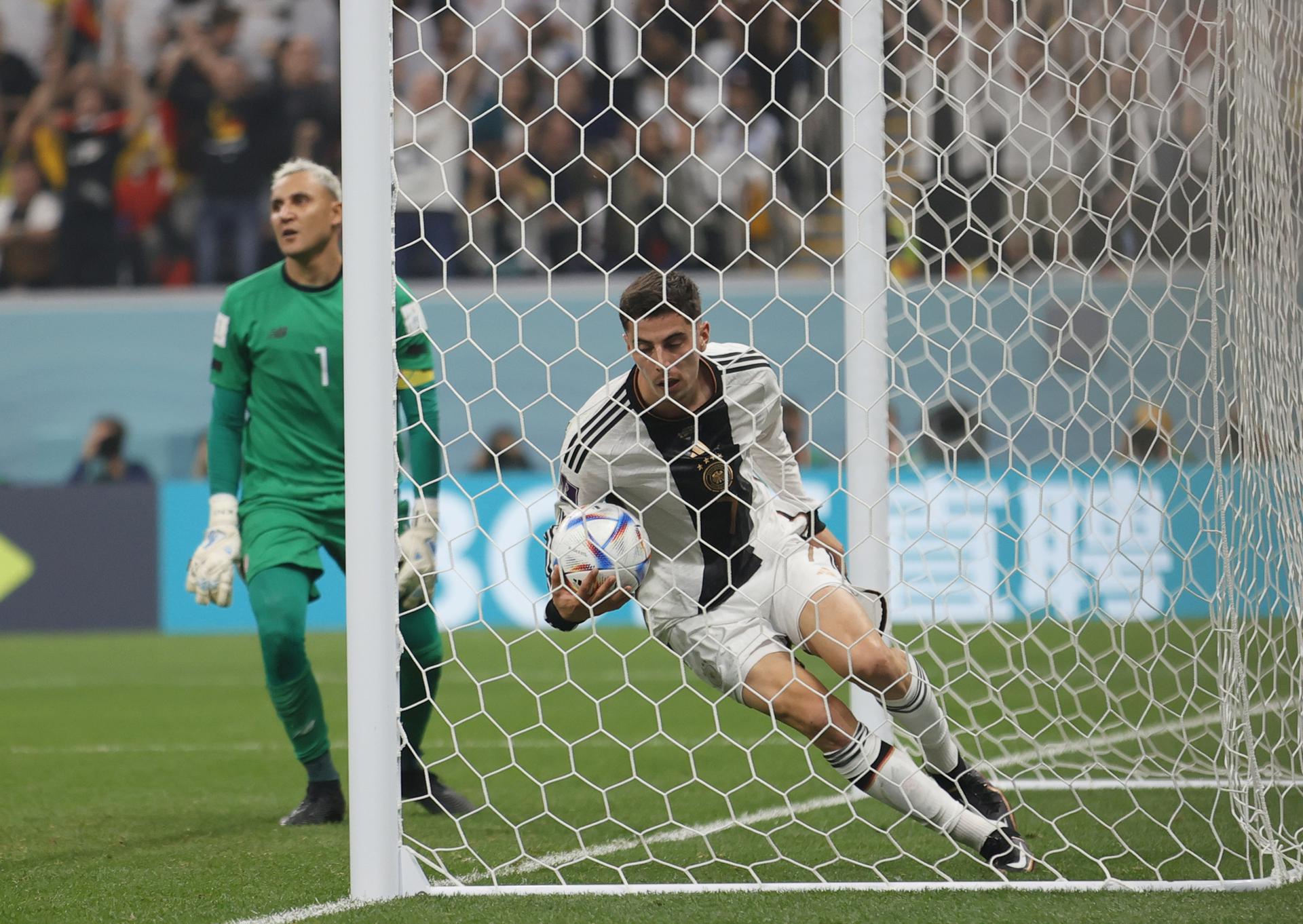 Alemania gana a Costa Rica con suspense (2-4) y le salva la vida a España en el Mundial de Qatar