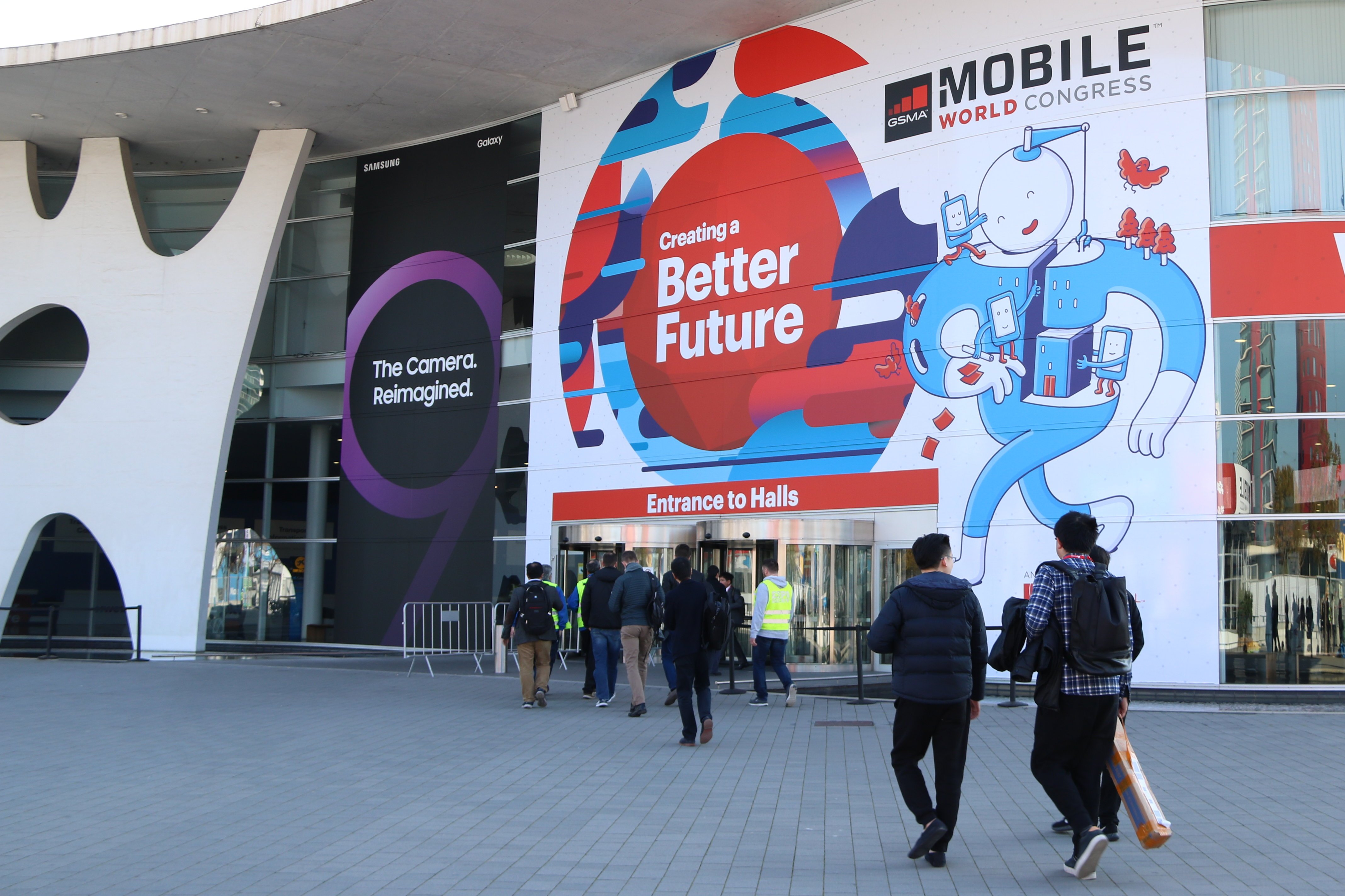 El Mobile s'omple de congressistes un dia abans de la seva estrena