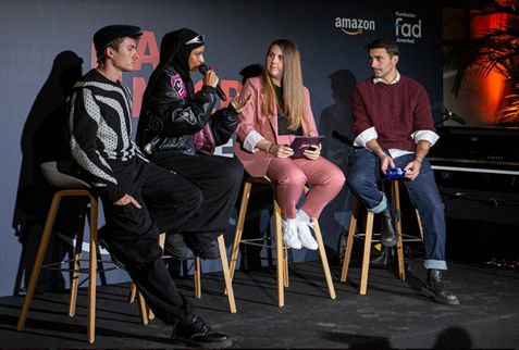 Amazon presenta ‘A micro abierto’, una iniciativa per sensibilitzar sobre la salut mental en els joves