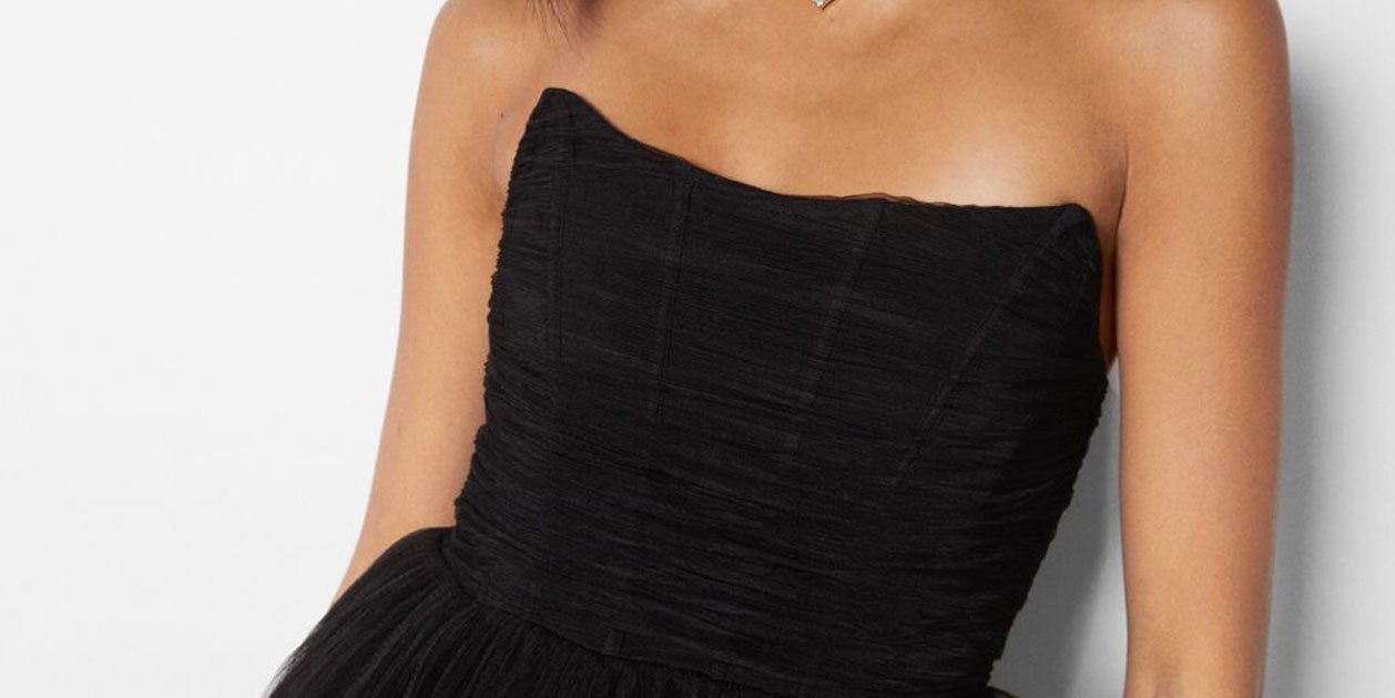 Locura desatada con el vestido tul de Bershka que ya es el más vendido de la marca