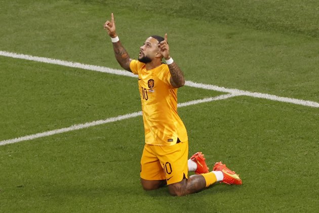 Memphis Depay celebra gol Países Bajos Mundial Qatar / Foto: EFE