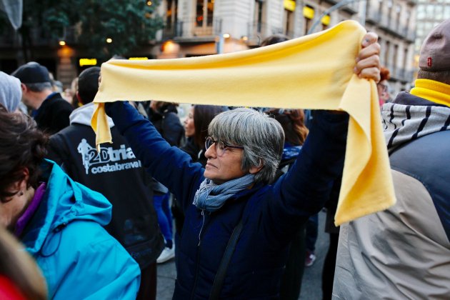 manifestants urquinaona rebuda rei MWC   Sergi Alcàzar