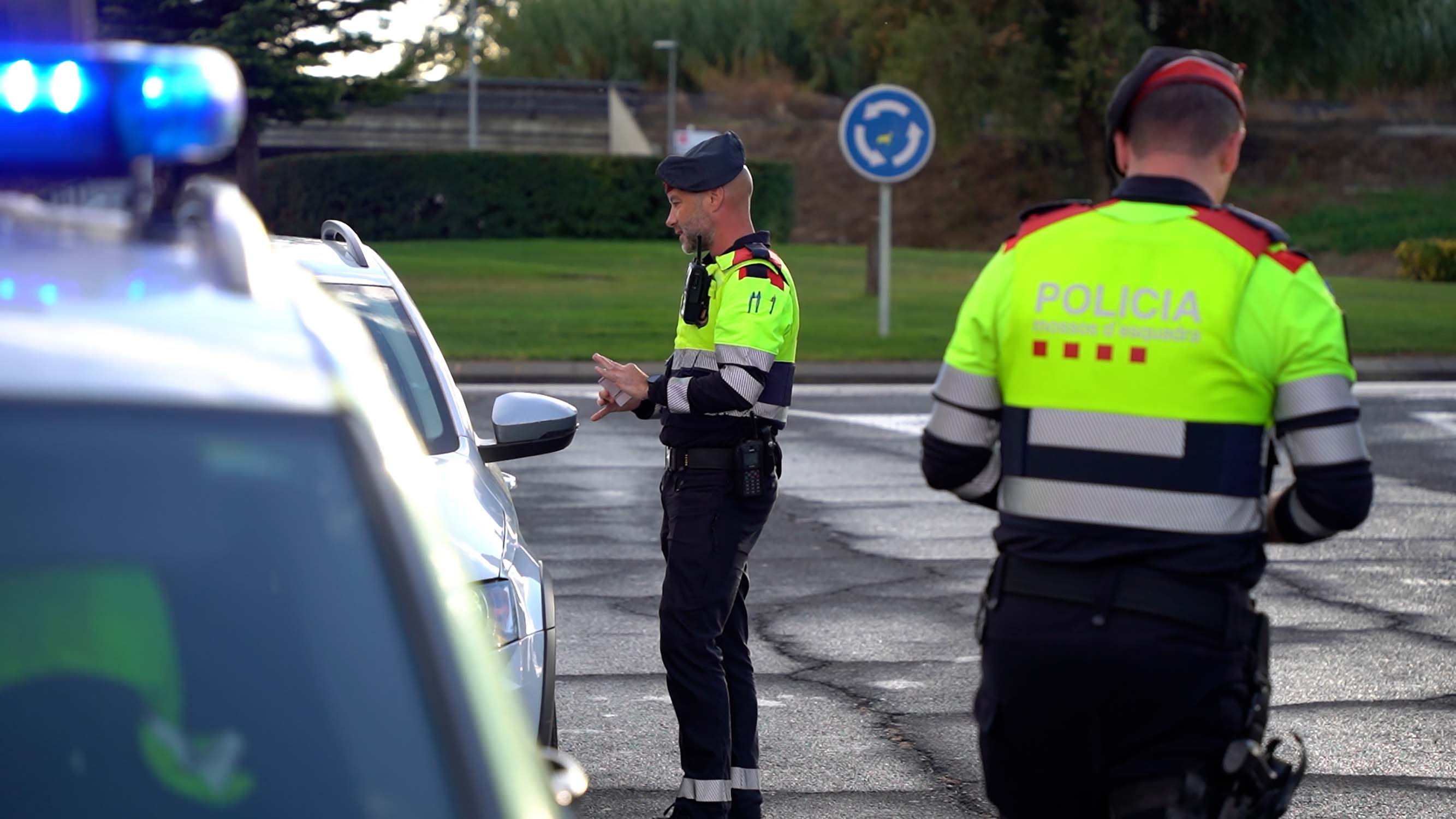 A la carretera amb els Mossos de Trànsit: així t'enxampen sense que te n'adonis | VÍDEOS