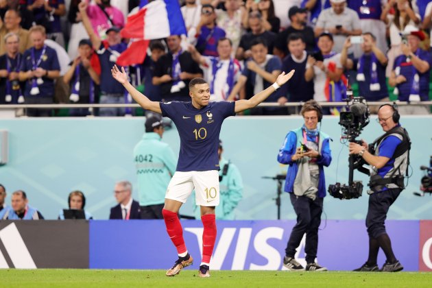 Mbappe en el Mundial de Qatar celebrando un gol contra Polonia / Foto: Europa Press Mbappe en el Mundial de Qatar celebrando un gol contra Polonia / Foto: Europa Press