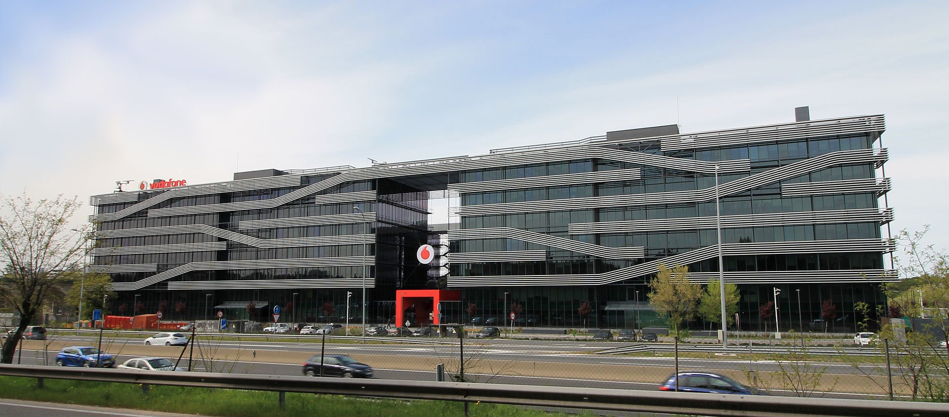 Vodafone acomiadarà 1.200 treballadors a Espanya