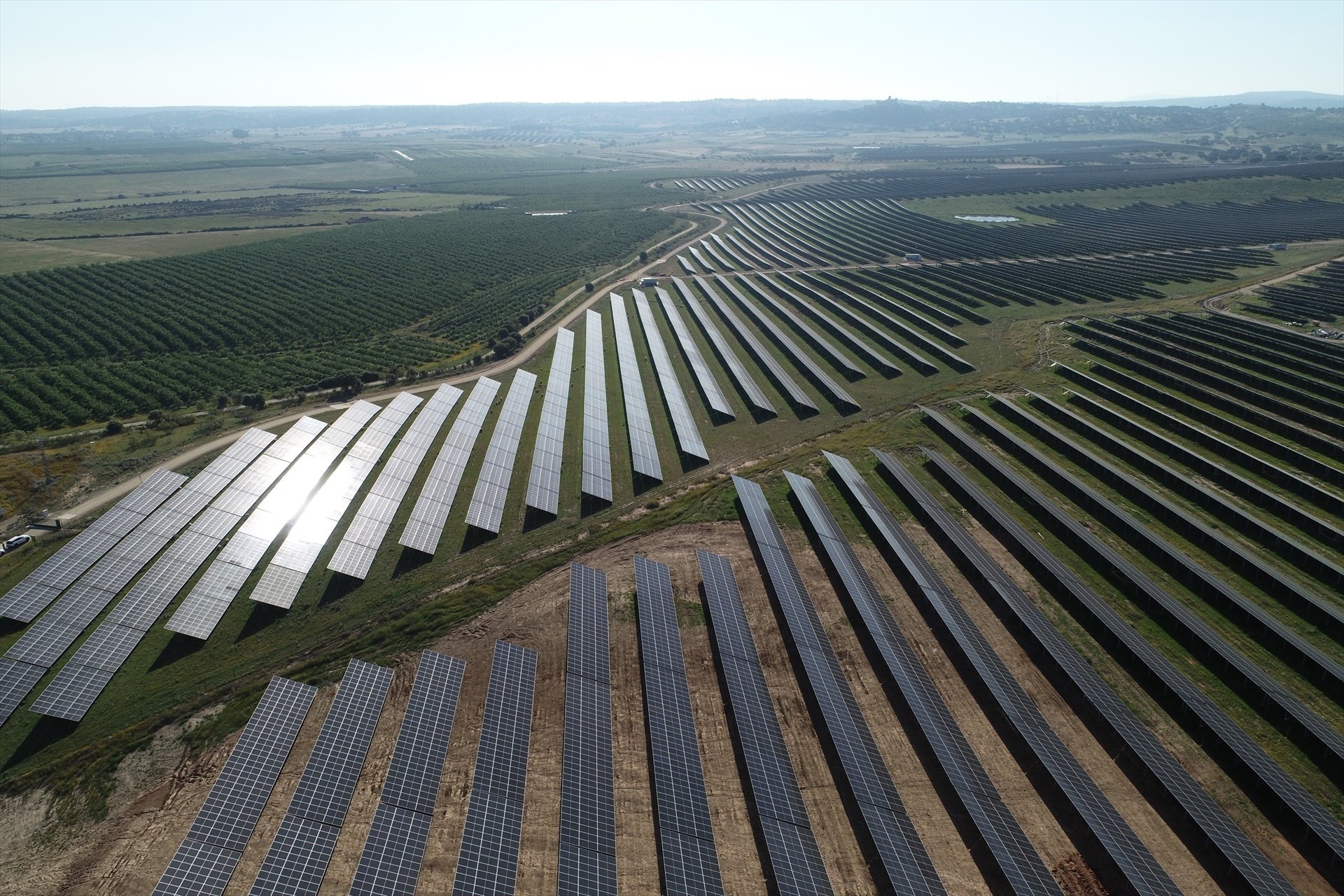 La potencia fotovoltaica instalada en todo el mundo multiplica por diez la de 2014