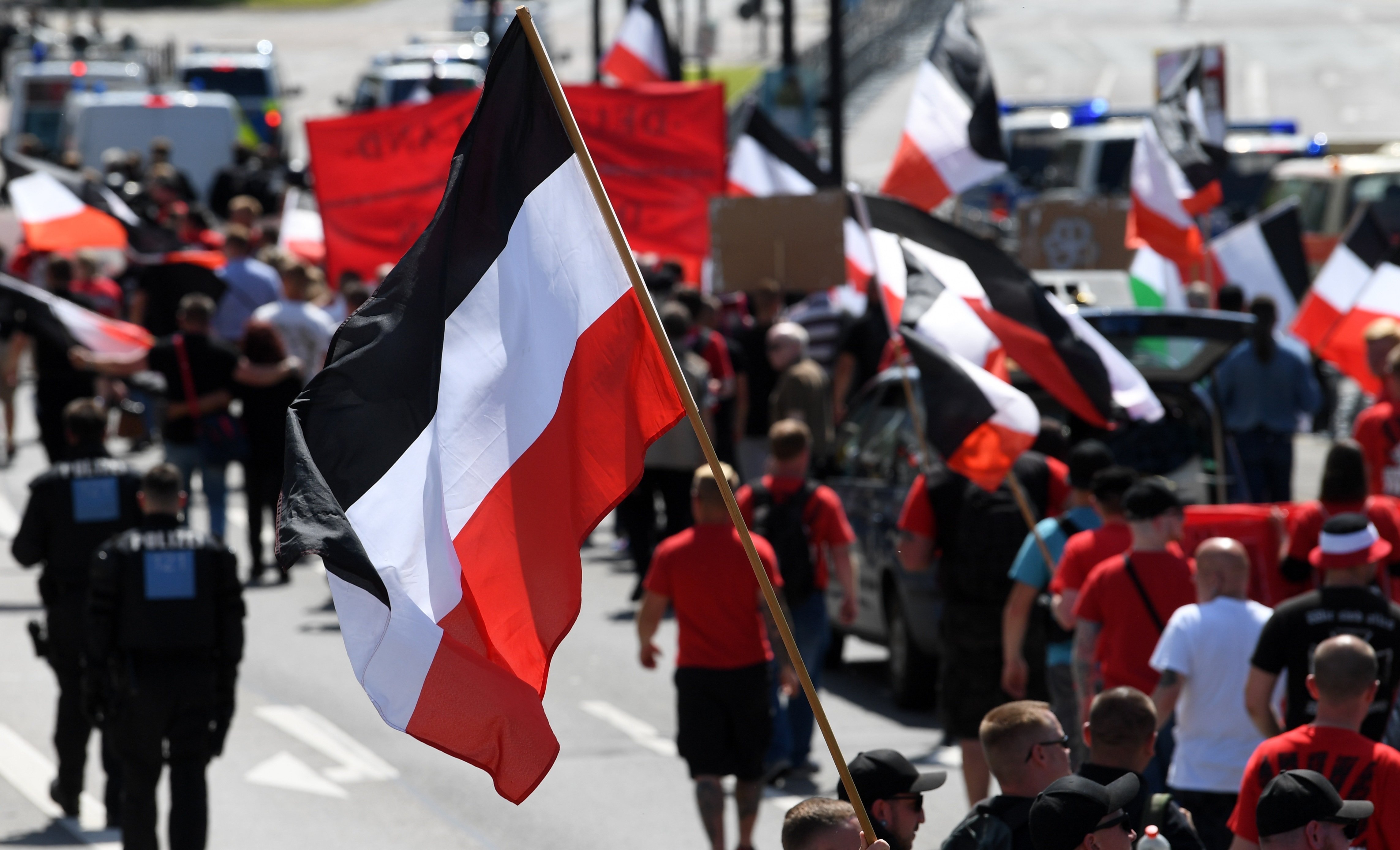 Reichsbürger extremisme alemanya bandera ultradreta