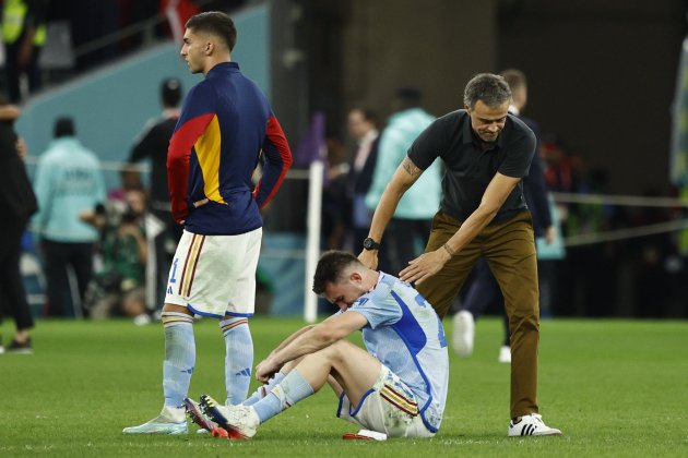 Ferran Torres Luis Enrique lamentando derrota España Marruecos / Foto: EFE - Rodrigo Jiménez Ferran Torres Luis Enrique lamentando derrota España Marruecos / Foto: EFE - Rodrigo Jiménez