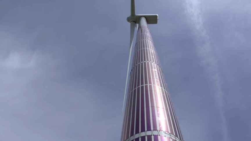 Si vas a instalar placas solares, espera: se ha desarrollado un nuevo modelo que se coloca como una pegatina