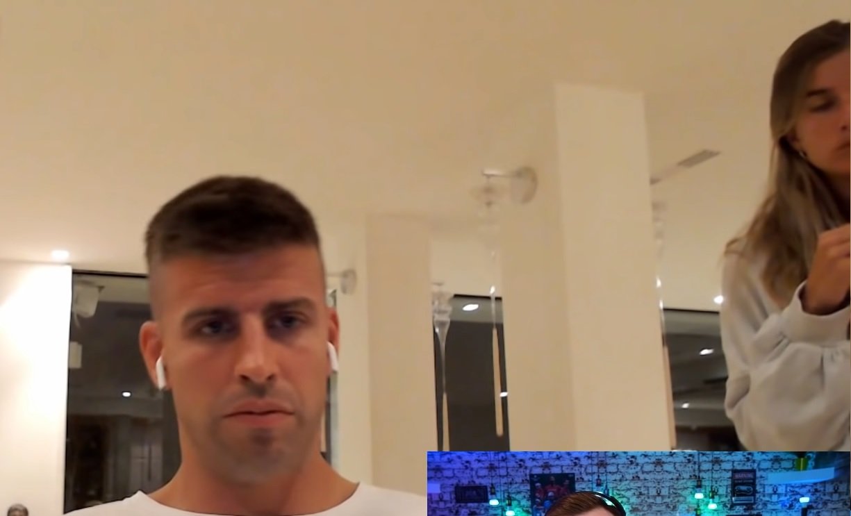 Gerard Piqué cono Clara Chía setiembre 2021 casa de Shakira EN Azul Gerard Piqué cono Clara Chía setiembre 2021 casa de Shakira EN Azul