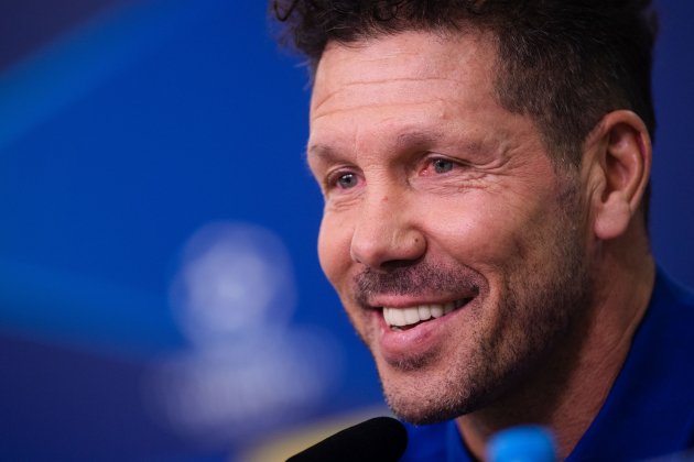 Cholo Simeone rient / Foto: EFE - Marius Becker Cholo Simeone rient / Foto: EFE - Marius Becker