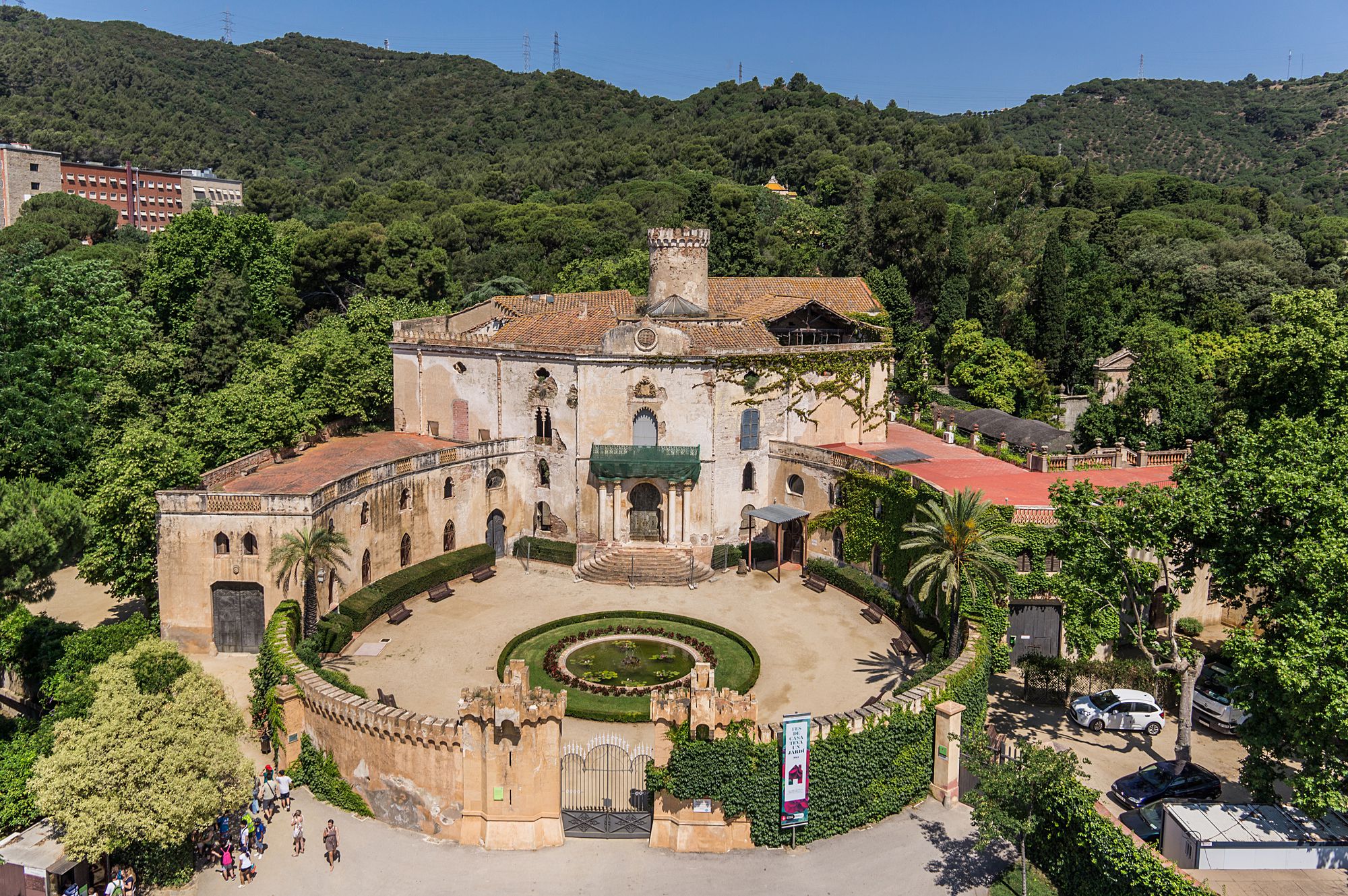 Empieza la rehabilitación del palacio del Parc del Laberint (con medio año de retraso)