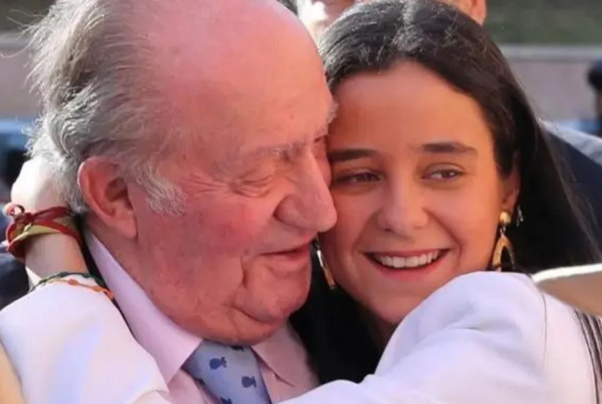 Victoria Federica ama a Juan Carlos I