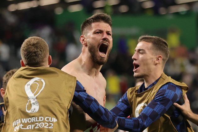 Bruno Petkovic celebra gol Croacia Brasil Mundial Qatar / Foto: EFE