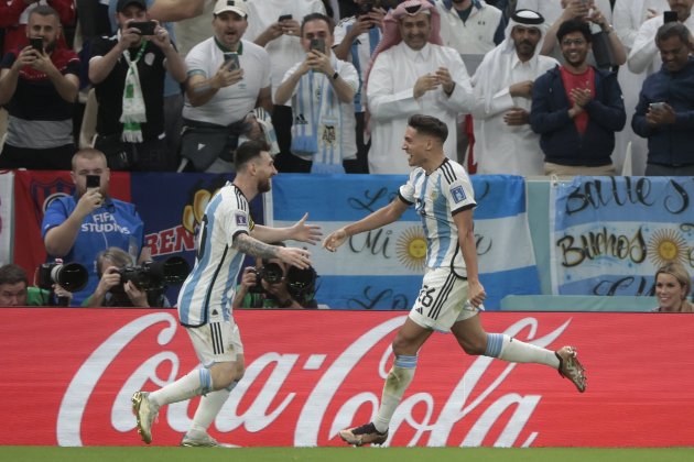 Messi y Molina celebrando la primera diana de Argentina ante Países Bajos / Foto: EFE