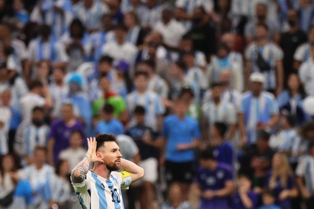 Leo Messi celebra gol oidos Argentina Mundial Qatar / Foto: EFE Leo Messi celebra gol oidos Argentina Mundial Qatar / Foto: EFE