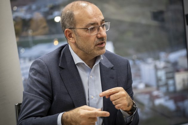El viceconseller delegat de Cellnex Telecom, Àlex Mestre, a les oficines centrals a Barcelona. / Foto: Carlos Baglietto El viceconseller delegat de Cellnex Telecom, Àlex Mestre, a les oficines centrals a Barcelona. / Foto: Carlos Baglietto