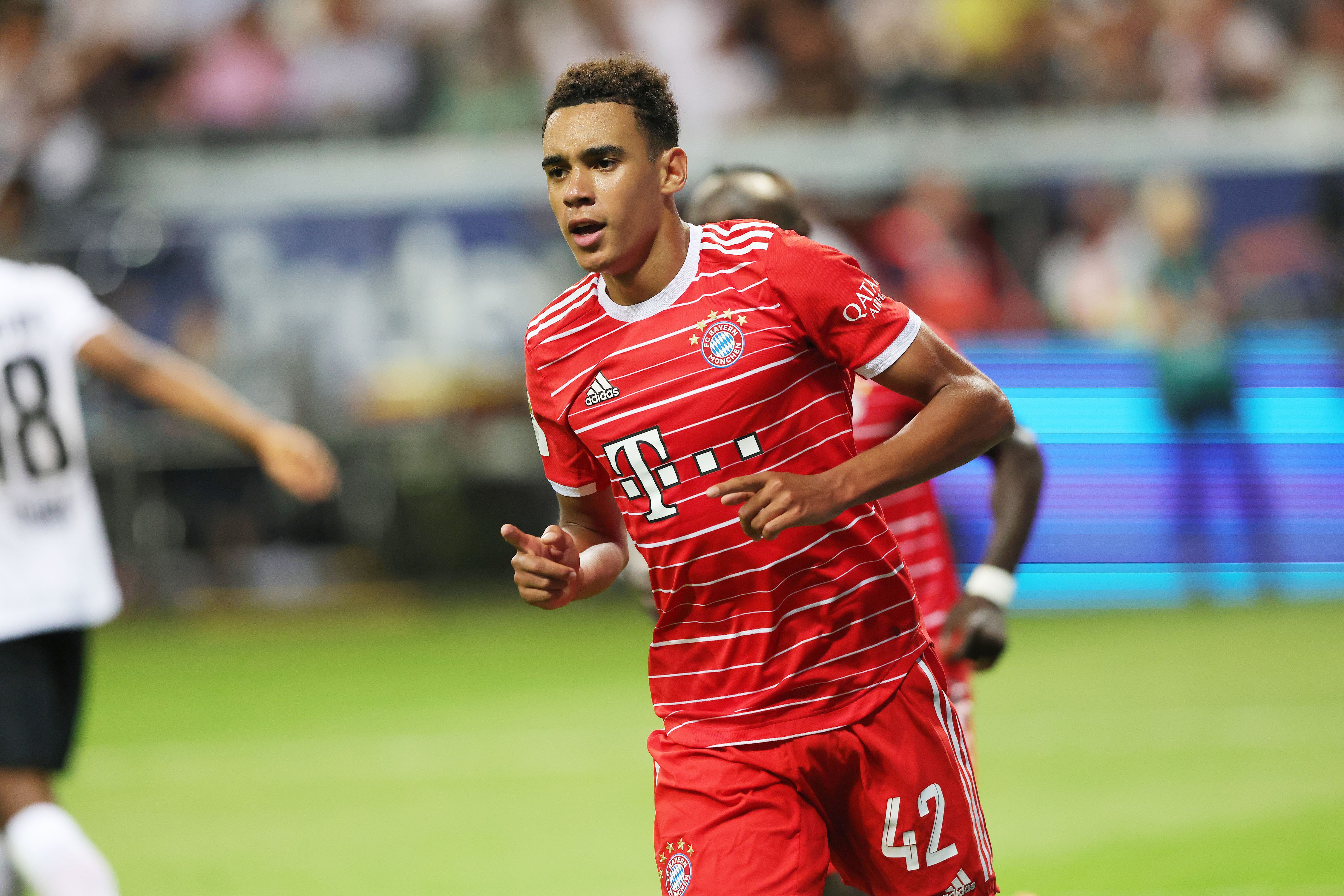 Musiala sigue sin renovar con el Bayern y se deja querer por el Barça: "Mi equipo favorito"