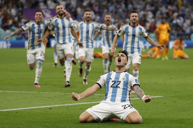 Lautaro gol penalti Argentina Países Bajos / Foto: EFE - JJ Guillén