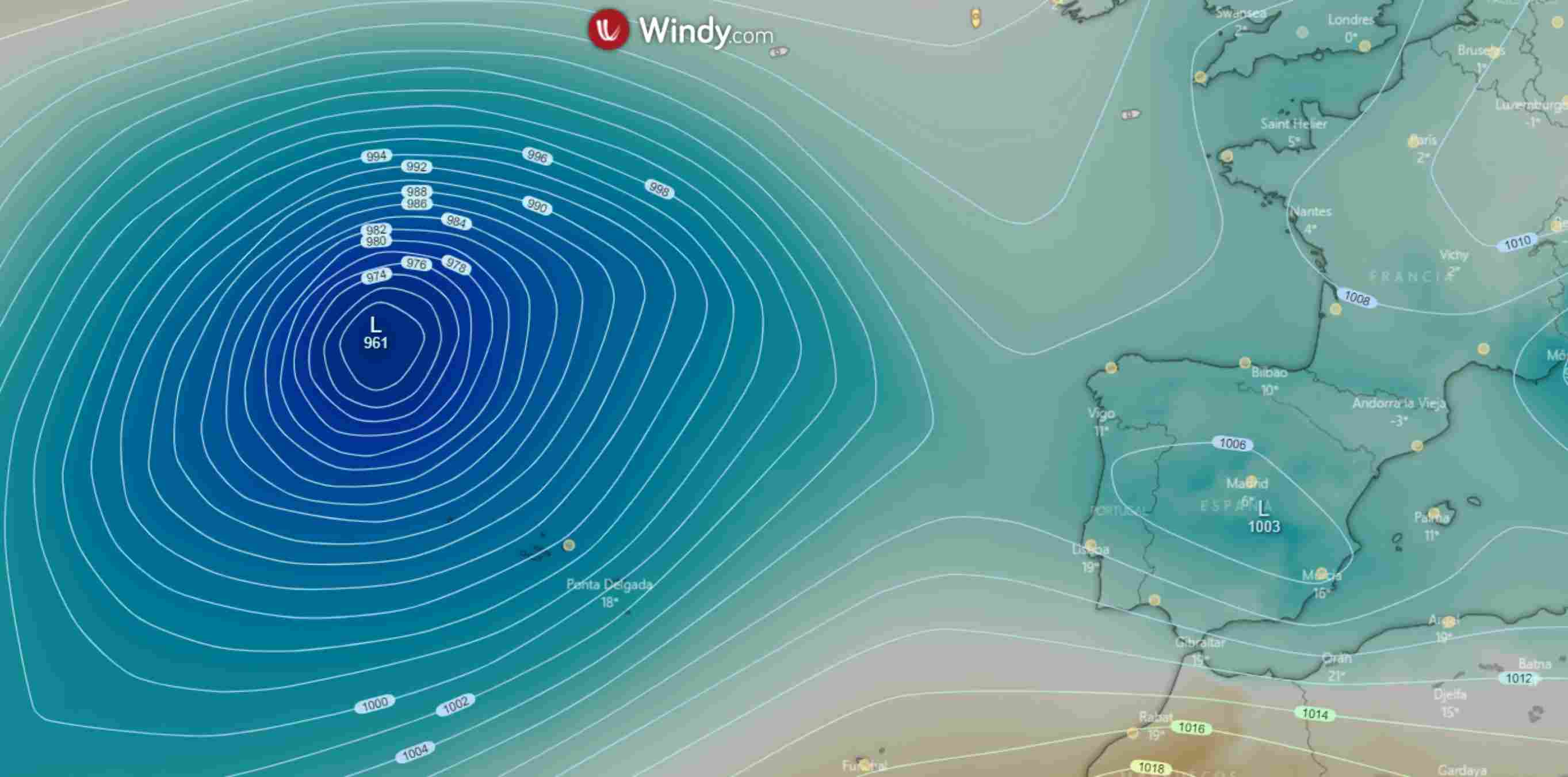 La borrasca Efraín empezará a dejar lluvia en la Península lunes / Fuente: WINDY La borrasca Efraín empezará a dejar lluvia en la Península lunes / Fuente: WINDY
