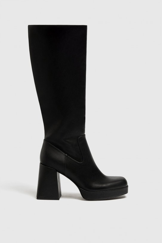 Bota de Pull&Bear Bota de Pull&Bear