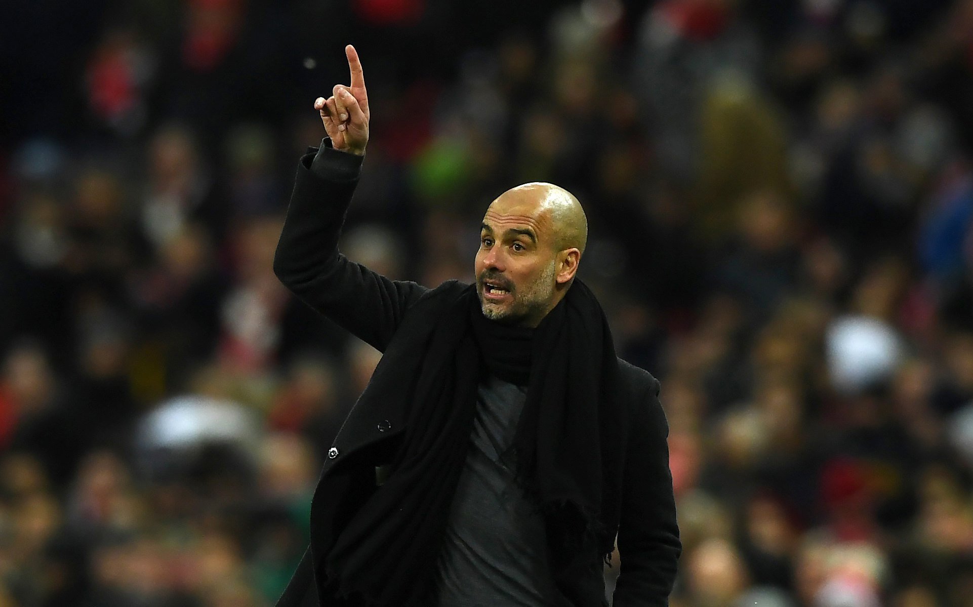 Pep Guardiola renueva con el Manchester City hasta el 2021