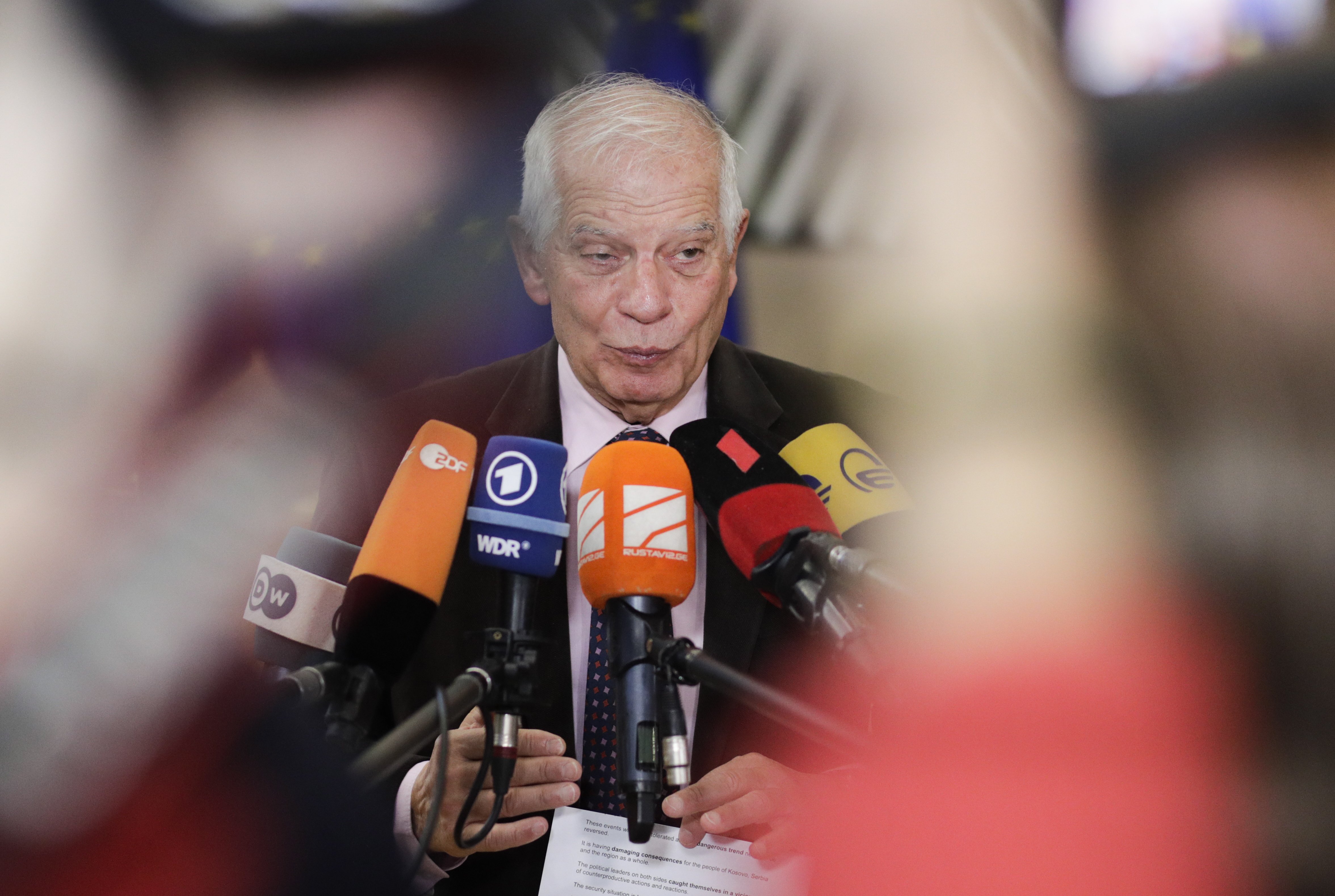 Josep Borrell mostra preocupació per la corrupció a l'Eurocambra però assegura que "no ens afecta"