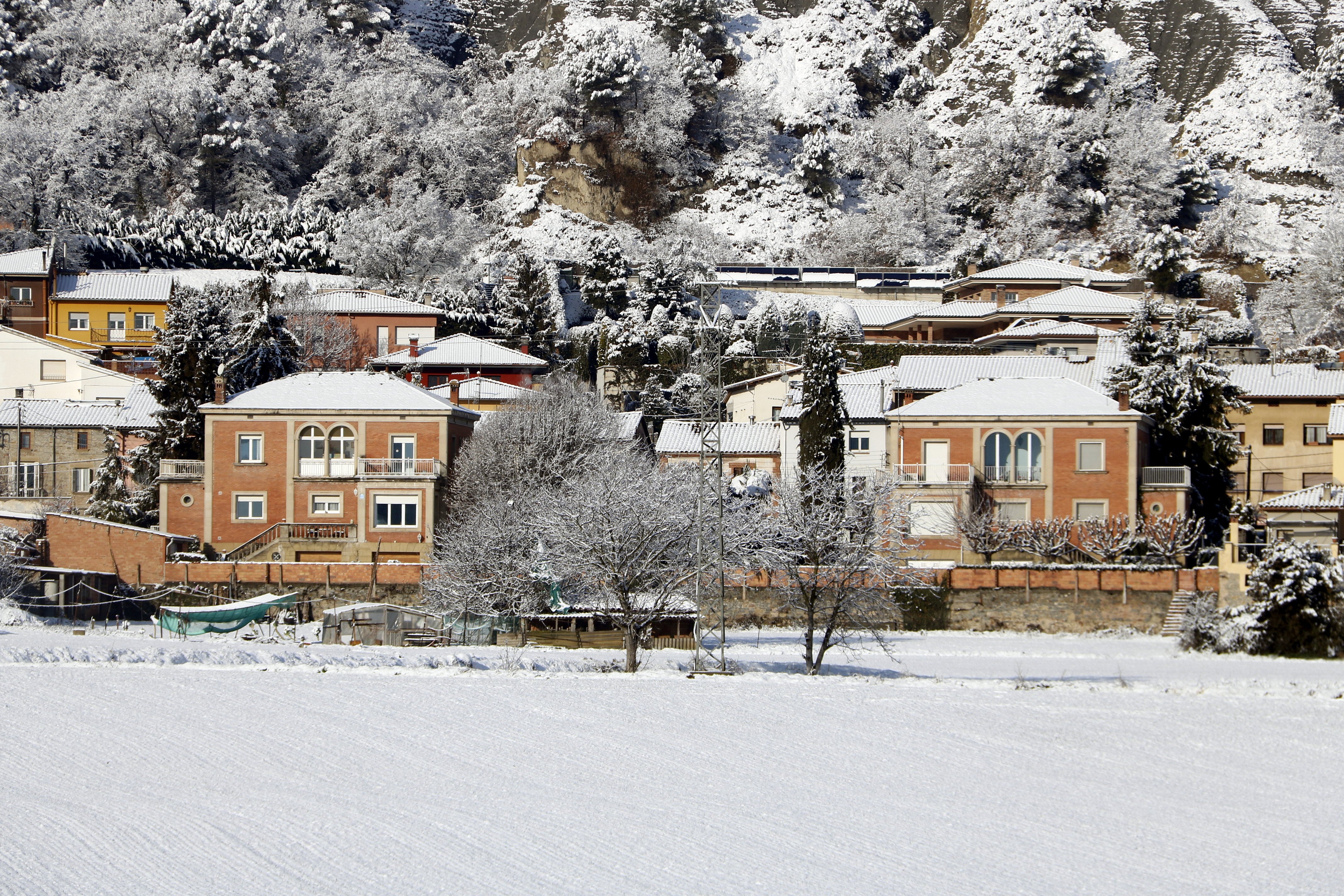 Más de 4.000 alumnos se quedan sin escuela por la nieve