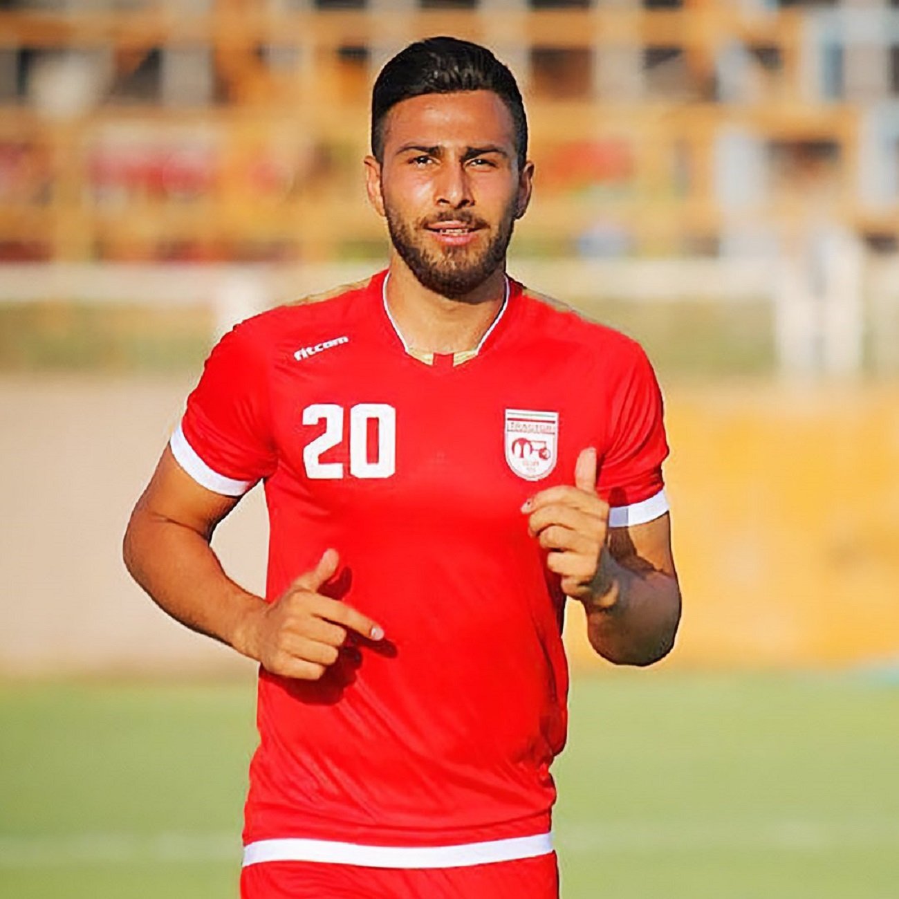 Amir Nasr Azadani futbolista Irán / Foto: @FIFPRO