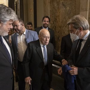El Parlament celebra 90 anys amb Pujol, Montilla i Mas