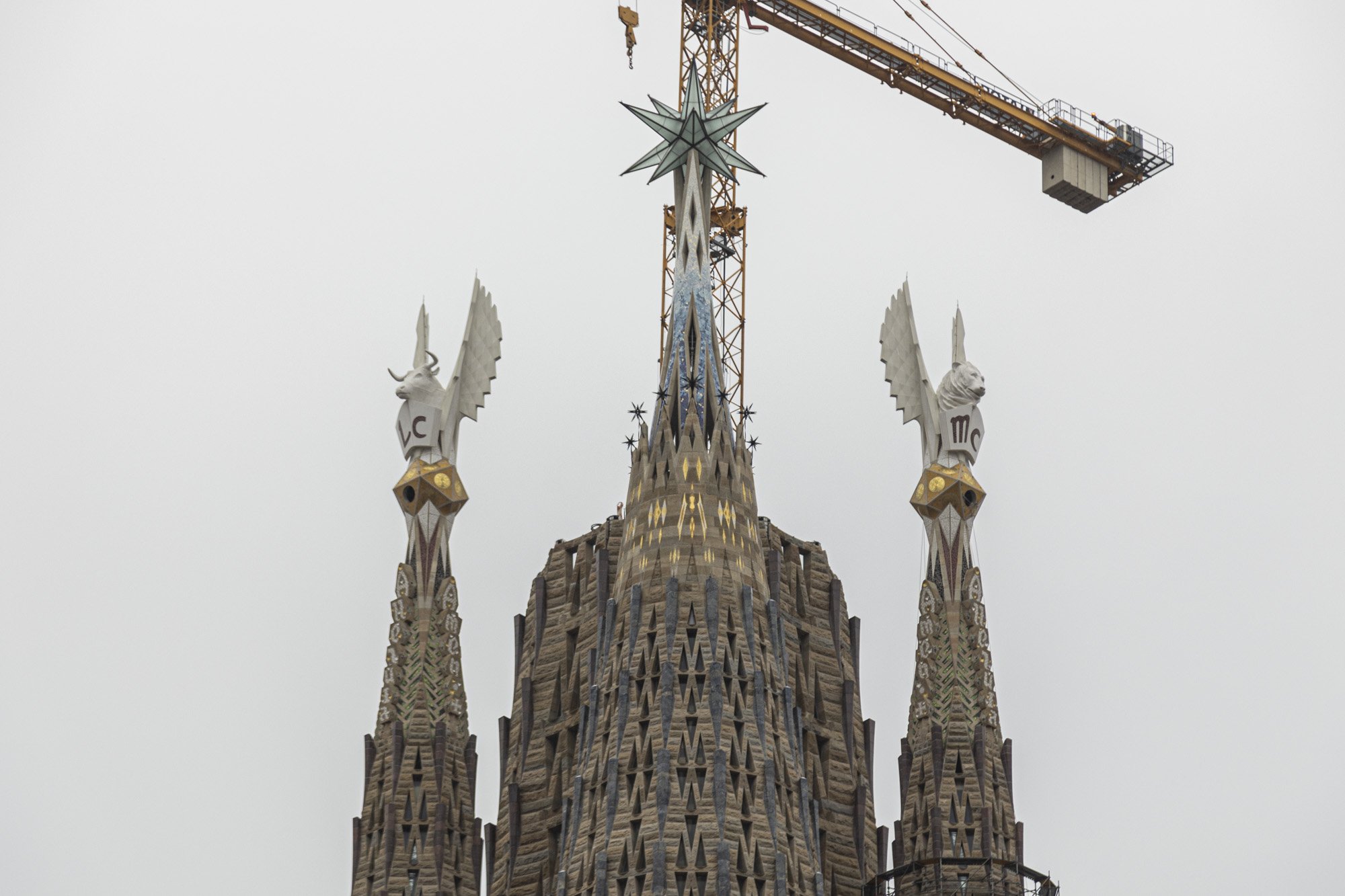 Las nuevas torres de la Sagrada Familia, iluminadas a partir de este viernes