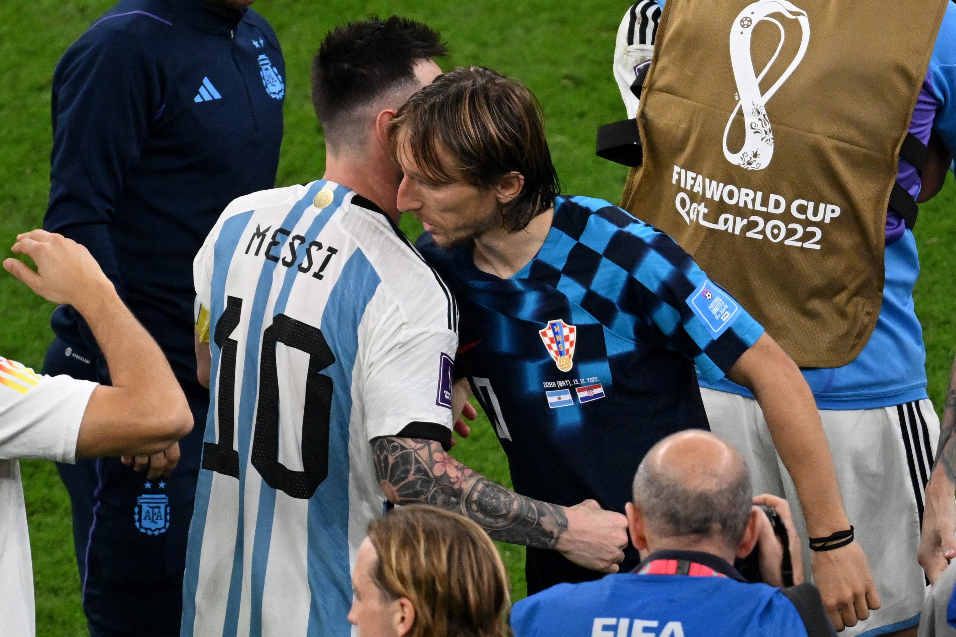 Florentino Pérez negocia directamente con la familia del sucesor de Messi: gratis al Real Madrid en 2023