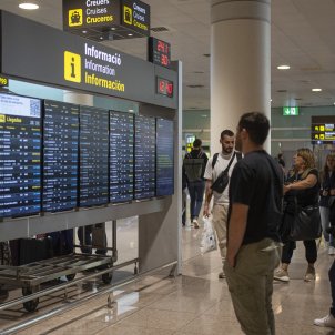 Desconvocada la huelga de trabajadores de aeropuertos de Aena prevista para Navidad