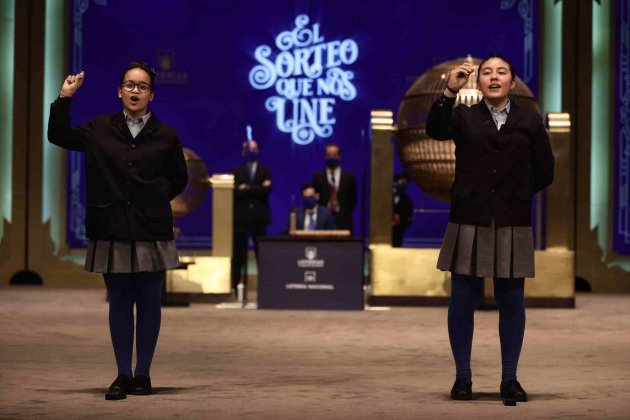 muñecos san ildefonso sorteo lotería navidad 2022 muñecos san ildefonso sorteo lotería navidad 2022