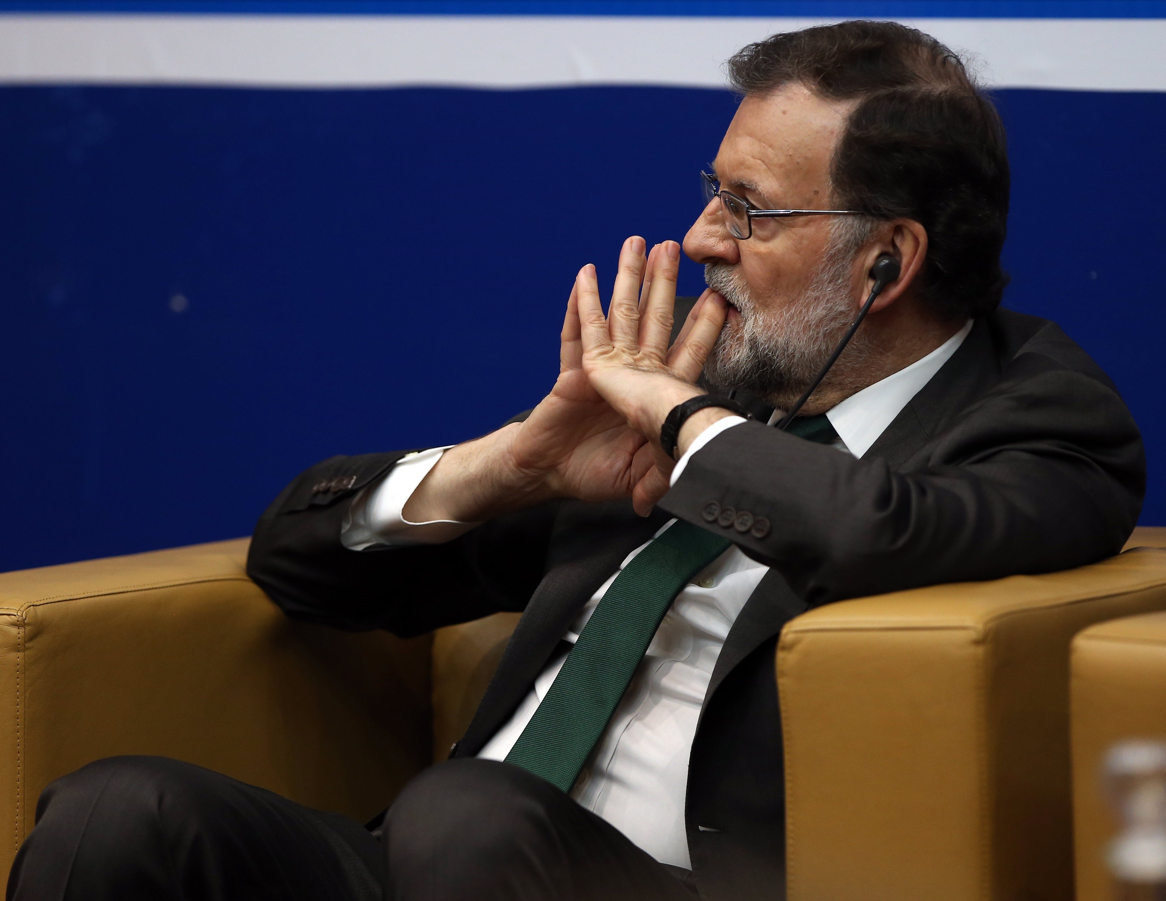 Rajoy, assetjat al Congrés pel vot dels pensionistes