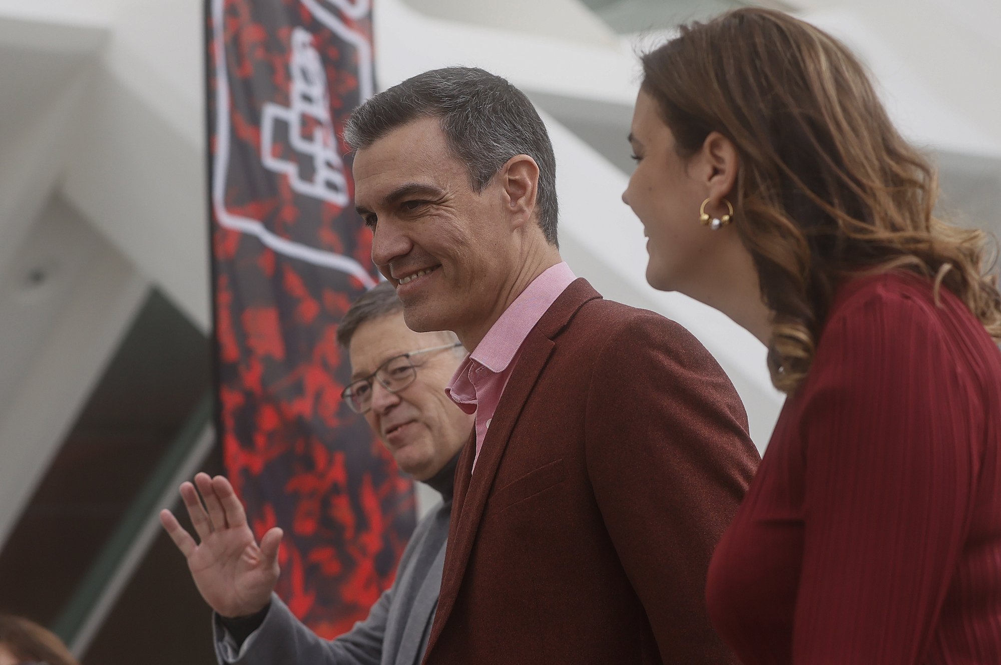 Sánchez critica que el PP pida elecciones anticipadas a diario mientras bloquea las del TC
