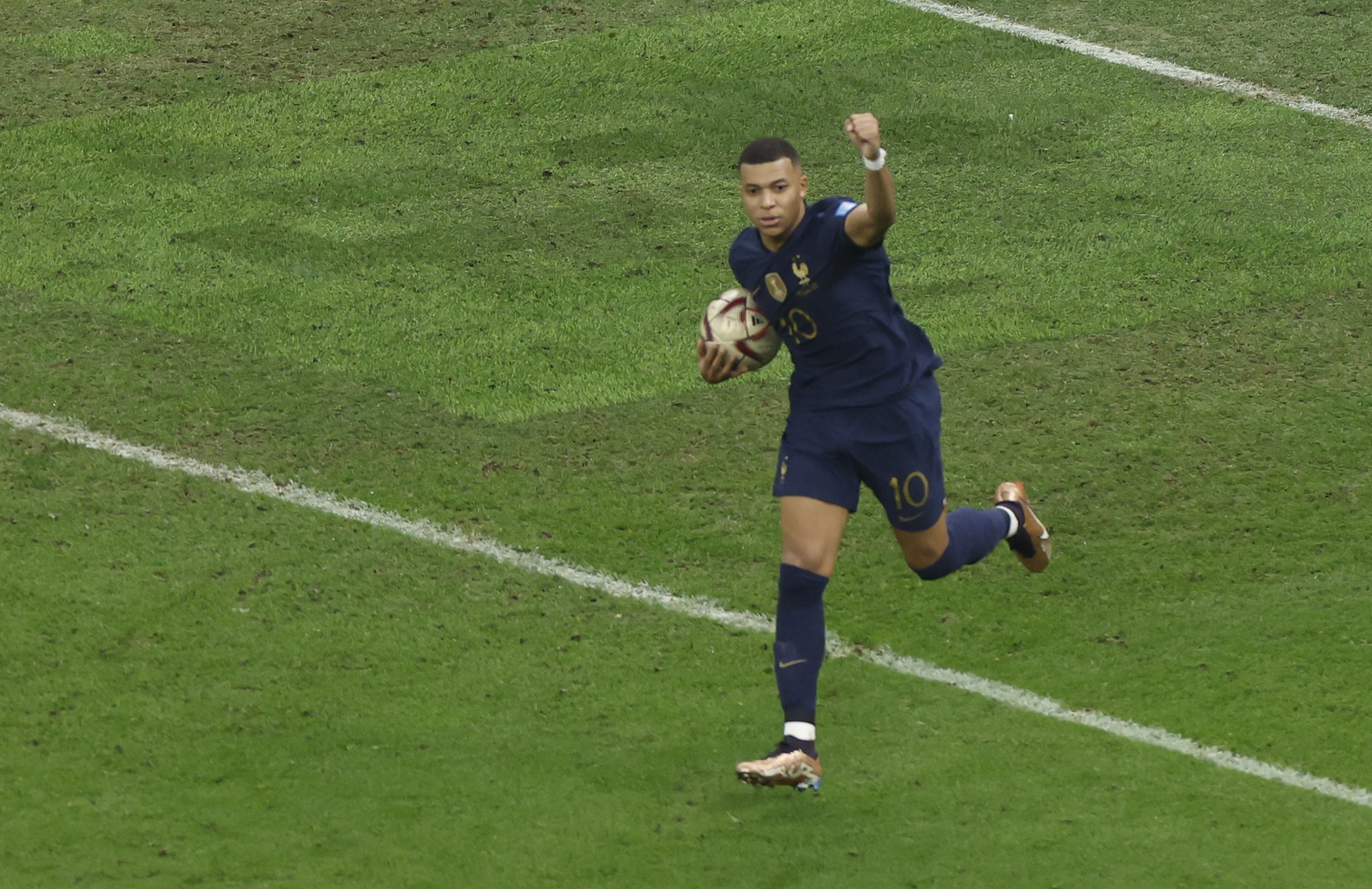 Mbappé celebrando el gol del empate en la final del Mundial / Foto: EFE
