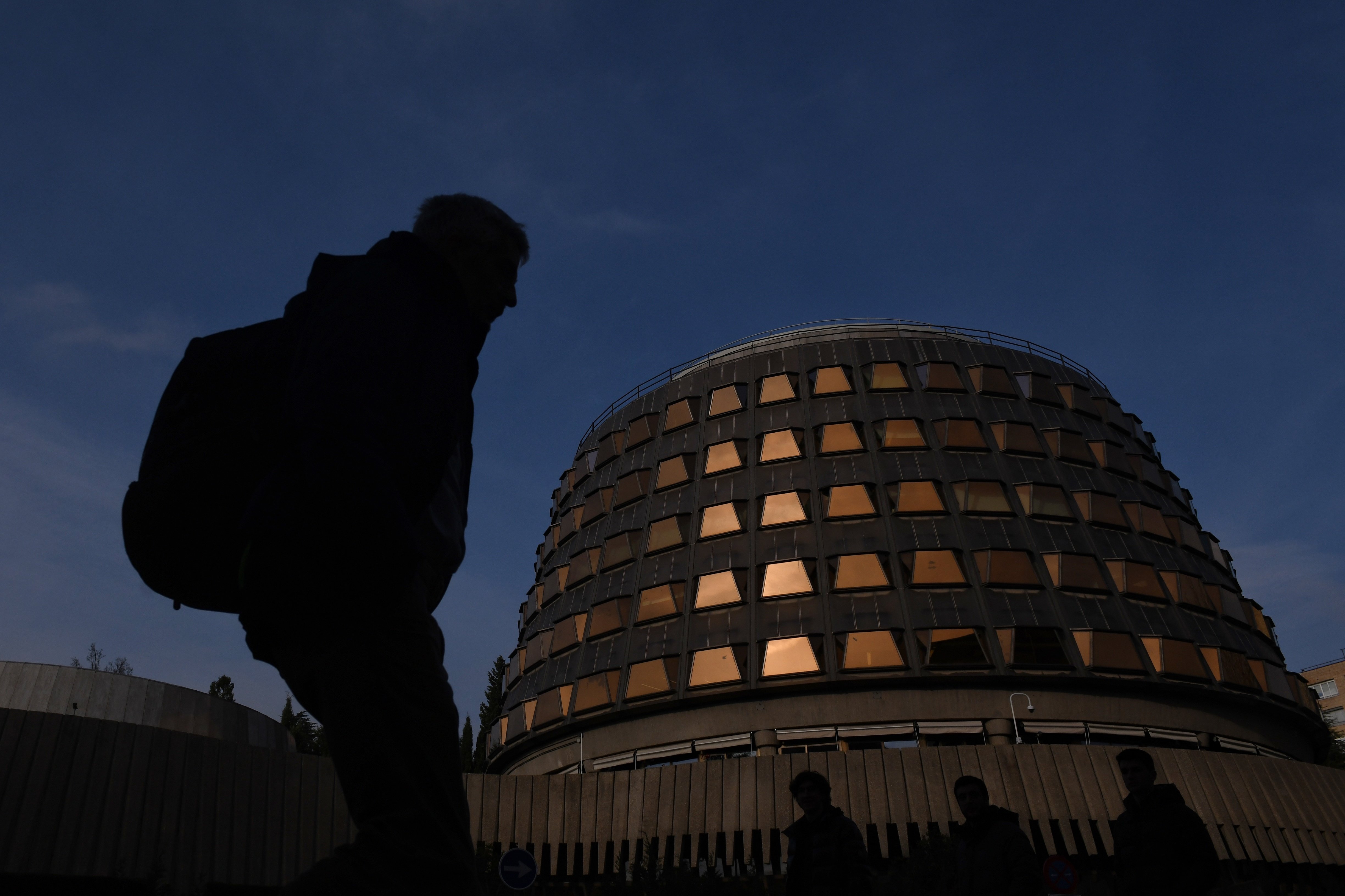 El PP espera beneficiar-se que la crisi institucional empastifi l’any electoral